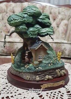 DisneyWDCCWINNIE THE POOH AND THE HONEY TREEPOOH BEAR'S HOUSE41231NIB/COA