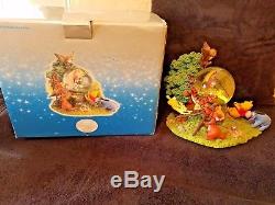 Disneys Musical Winnie The Pooh & Freinds Snow Globe Excellent Condition! WithBox