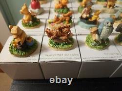 Excellent Condition Disney Winnie The Pooh Thimble Set 24 Mirror Shelf Display