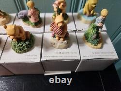 Excellent Condition Disney Winnie The Pooh Thimble Set 24 Mirror Shelf Display