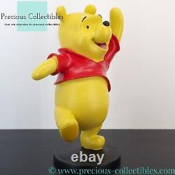 Extremely Rare! Vintage Winnie the Pooh statue. Walt Disney collectible