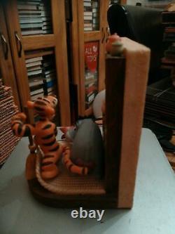 Extremely Rare! Walt Disney Winnie The Pooh Home Figurine Bookends Statue Set