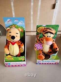 Fisher Price Bounce Around Winnie The Pooh In Tigger Outfit 12 - And Tigger