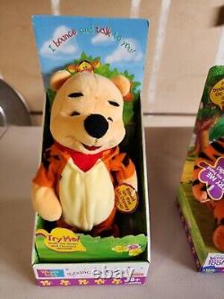 Fisher Price Bounce Around Winnie The Pooh In Tigger Outfit 12 - And Tigger