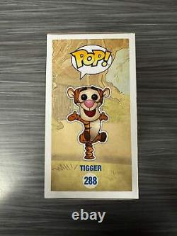 Funko POP! Disney Winnie The Pooh Tigger (Flocked)(2017 Summer Convention)Da