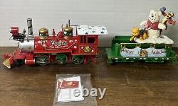 Hawthorne Village HO Train 2 Pc Pooh Hundred Acre Wood Christmas Express Tigger