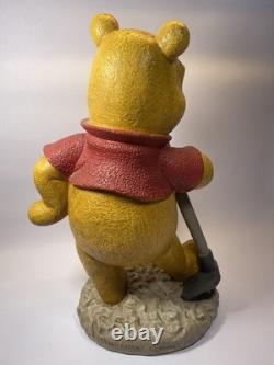 Henri Studio 16 Disney 2001 Winnie the Pooh Garden Statue Home Decor 2092