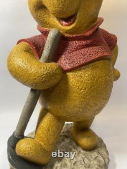Henri Studio 16 Disney 2001 Winnie the Pooh Garden Statue Home Decor 2092