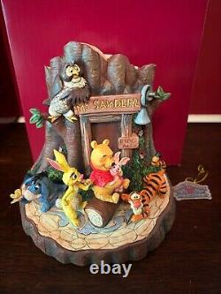 Jim Shore Disney Hundred Acres Pals 6010879 Winnie the Pooh Carved by Heart O