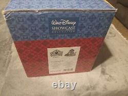 Jim shore disney traditions winnie the pooh a friendful thing to do With Box
