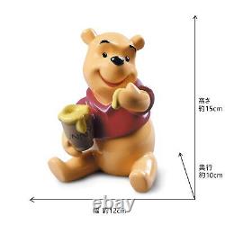 LLADRÓ Winnie The Pooh Figurine. Porcelain Winnie The Pooh (Disney) Figure