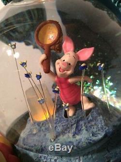 Large Vintage Disney Winnie the Pooh Light Up Musical Snow Globe Fireflies Works