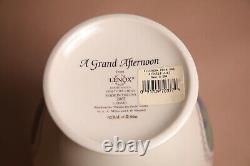 Lenox 2002 Disney A Grand Afternoon Vase 11 Tall Winnie The Pooh Ivory China