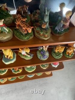 Lenox Disney Winnie The Pooh Thimble Figurine Set 24 Mirror Shelf Display Honey