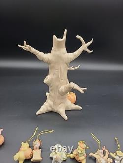 Lenox Disney Winnie The Pooh Trick Or Treat Tree with10 Ornaments Set
