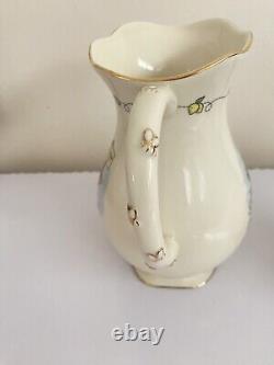 Lenox Disney Winnie the Pooh 24kt gold Porcelain Pitcher & Honey Jar