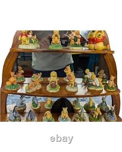 Lenox Display Shelf Mirror Disney's Winnie The Pooh With 17 Figurines 17X18