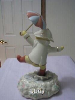 Lenox Pooh's Singing in the Rain Figurine / Music Box RARE