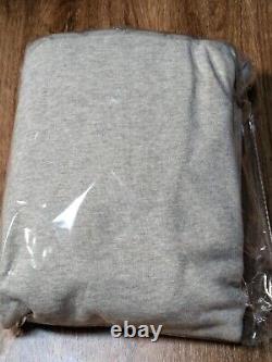 NEW? Winnie the Pooh sweatshirt(gray)graniph christopher robin MEN XL(US L)