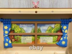 NOS Winnie the Pooh Honey Concert Music Box Clock Mega House 1997