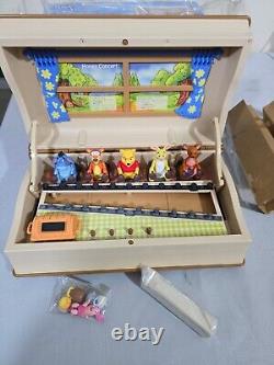 NOS Winnie the Pooh Honey Concert Music Box Clock Mega House 1997