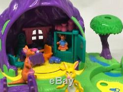 POLLY POCKET Winnie The Pooh 100 Acre Wood Play Set All 10 Figures Complete