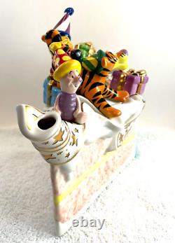 Paul Cardew Disney Showcase Winnie Pooh Birthday Cake Teapot Eeyore #251 Repair