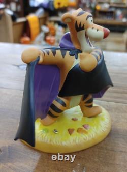 Pooh & Friends Count Tigger Tigger as a Vampire Rare 4008060