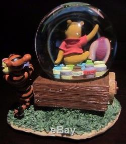 RARE Disney Winnie the Pooh Piglet Tigger Eeyore Wheelbarrow Snowglobe Music Box