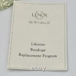 RARE Lenox Disney Pooh Collection Most Adventurous Day Vase 24k Gold Accent MINT