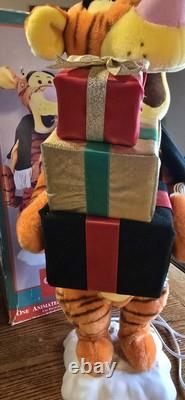 RARE Tigger 1995 VTG Christmas At Our House DISNEY STORE Animated Musical Figure