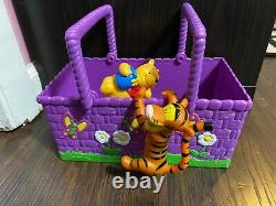 Rare Limited Edition Disney Winnie the Pooh Bear and Tigger Picnic Basket