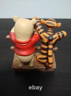 Rare Pooh & Friends Winnie the Pooh & Tigger 2000 limited Figure Ceramic japan