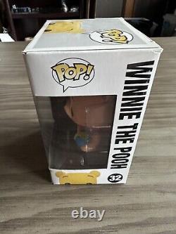 Rare Vaulted Disney Logo #32 Original Winnie The Pooh Funko Pop