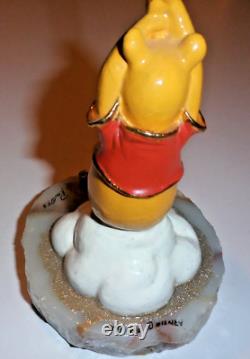 Ron Lee 1993 Winnie the Pooh With Red Balloon Collector's Edition Granite Base