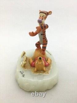 Ron Lee Disney Winnie the Pooh & Tigger Limited Edition Figurine- 2671/2750