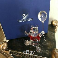 SWAROVSKI CRYSTAL DISNEY WINNIE THE POOH WITH BALLOON #905768- MINT IN BOX WithCOA