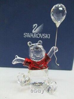 Swarovski Crystal Disney Winnie the Pooh With Balloon 905768 Retired