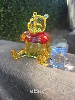 Swarovski Figurine Disney Winnie the Pooh Color 1142889 made in Austria