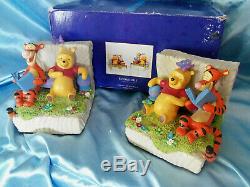 Very Rare! NEW! Walt Disney Winnie the Pooh with Tigger Bookends Statue Set