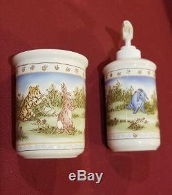 Vintage 1990's WINNIE THE POOH Bathroom Set Used in Great Condition