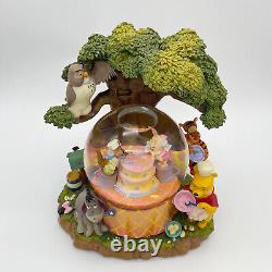 Vintage Disney Store Winnie The Pooh Rumbly In My Tumbly Snow Globe