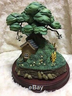 WDCC Enchanted Places Winnie the Pooh & the Honey Tree POOH BEAR'S HOUSE Box