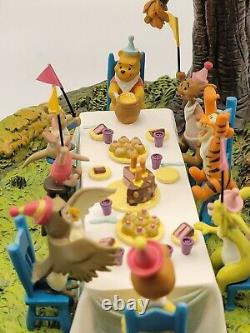 WDCC Hip Hip Pooh-Ray Winnie The Pooh And The Blustery Day Limited Edition RARE