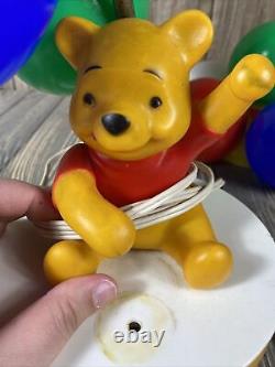 WINNIE THE POOH Vintage 1980's Hunny Pot Bear Holding Balloons. Lamp/Night Light