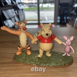 Walt Disney Winnie the Pooh I Love You This Much Retired Tigger Piglet