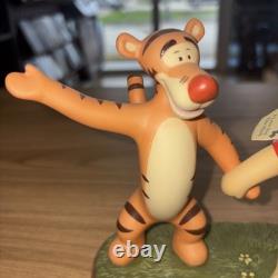 Walt Disney Winnie the Pooh I Love You This Much Retired Tigger Piglet