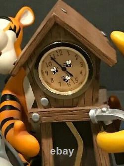 Winnie The Pooh & Friends Disney Desk Clock Figurine WithBox