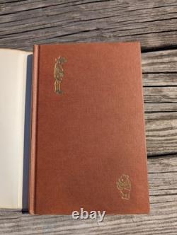 Winnie The Pooh Methuen Children's Books 1985 DJ