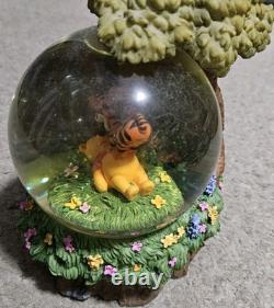 Winnie The Pooh Tree House Snow Globe Tigger Piglet Eeyore Super Rare HTF Disney